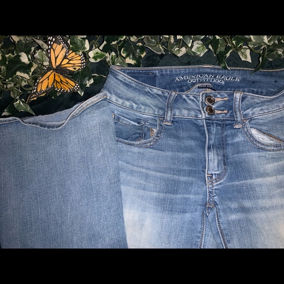 Vintage American Eagle Size0 low-rise bootcut light washed denim - Picture 2 of 4